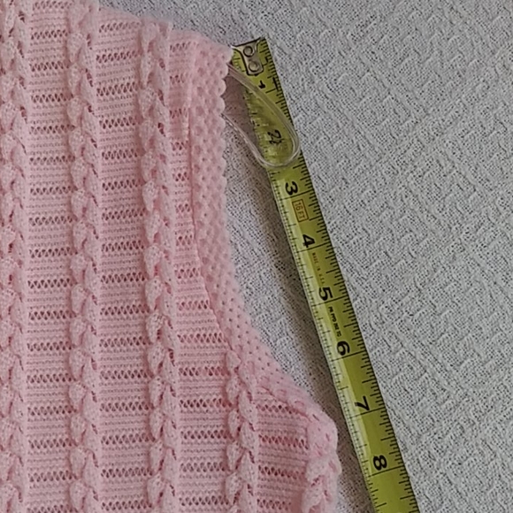 🌺VTG 60's powder pink crotchety top - Picture 8 of 9